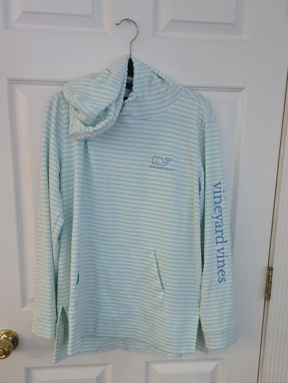 Vineyard Vines Light Aqua and White Striped Crewneck Hoodie Size M